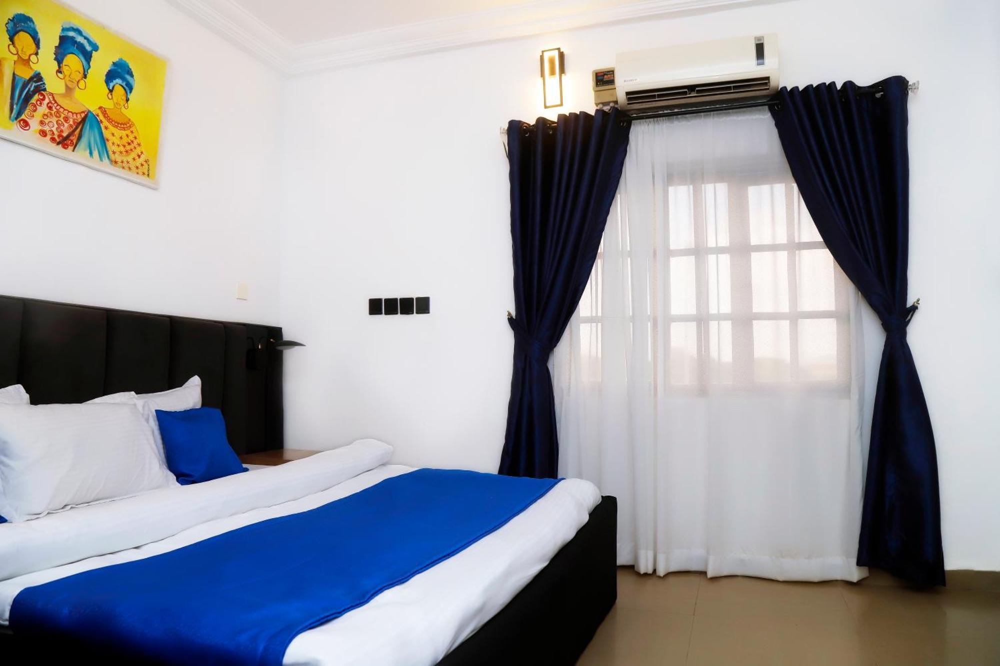 Western Dreams Hotel Абуджа Екстериор снимка