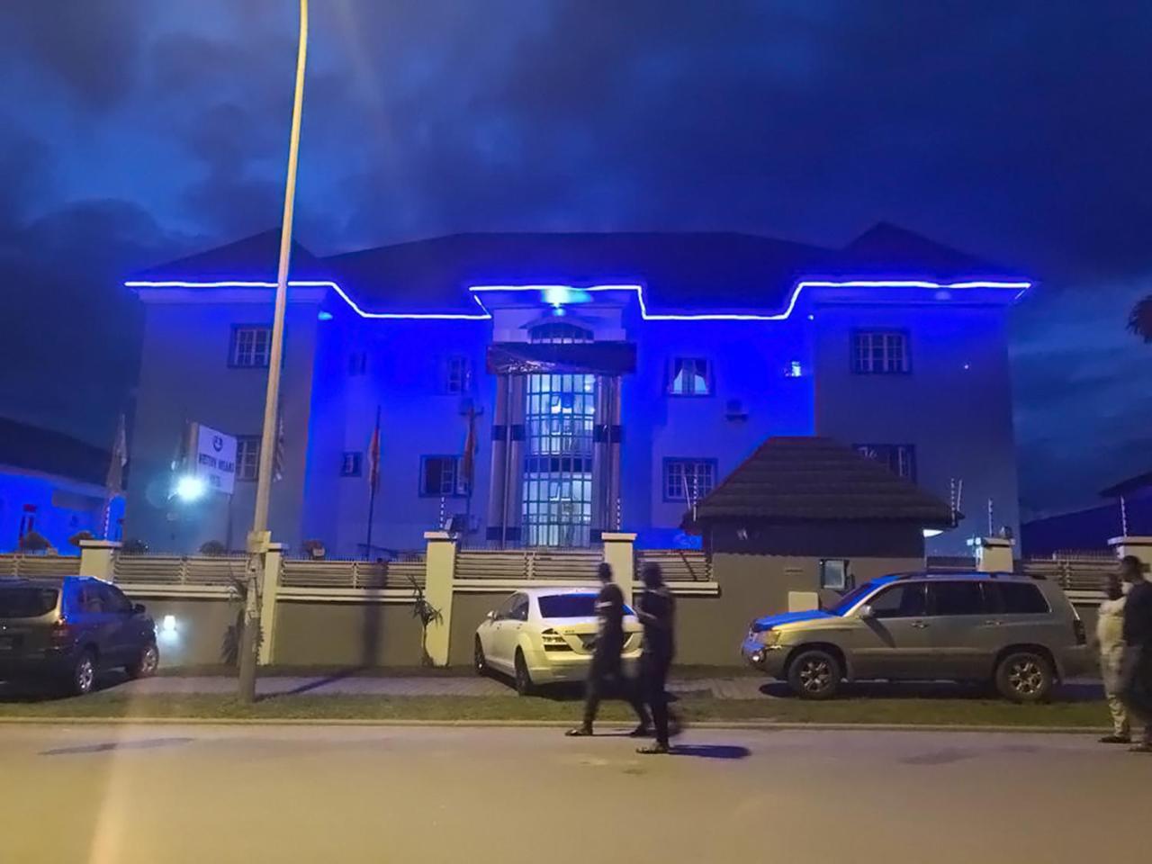 Western Dreams Hotel Абуджа Екстериор снимка